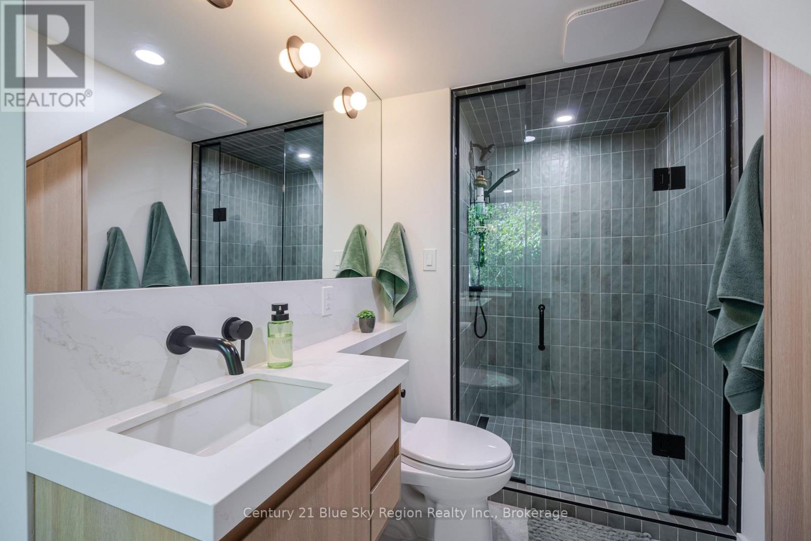466 OUELLETTE ROAD - 32