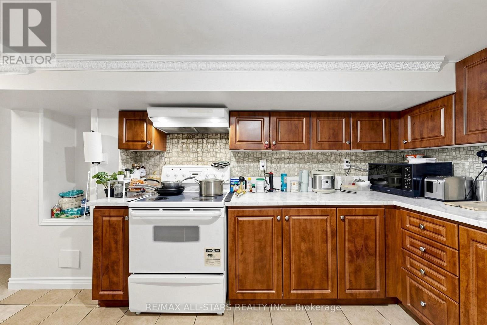 13 BOULDERBROOK DRIVE - 31