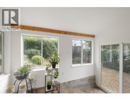 4050 St. Pauls Avenue, North Vancouver, BC V7N1T5 Photo 35