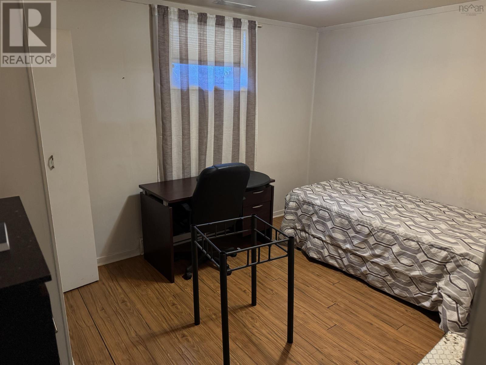 542 Upper Prince Street - 9