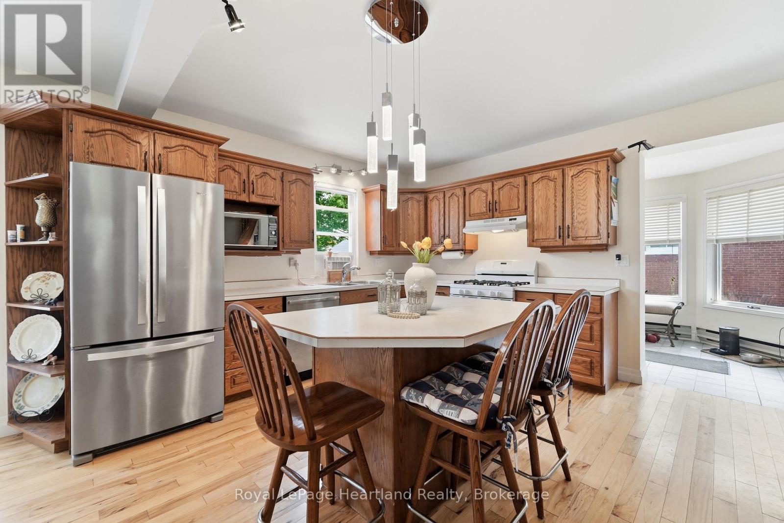 187 CAMERON STREET - 12