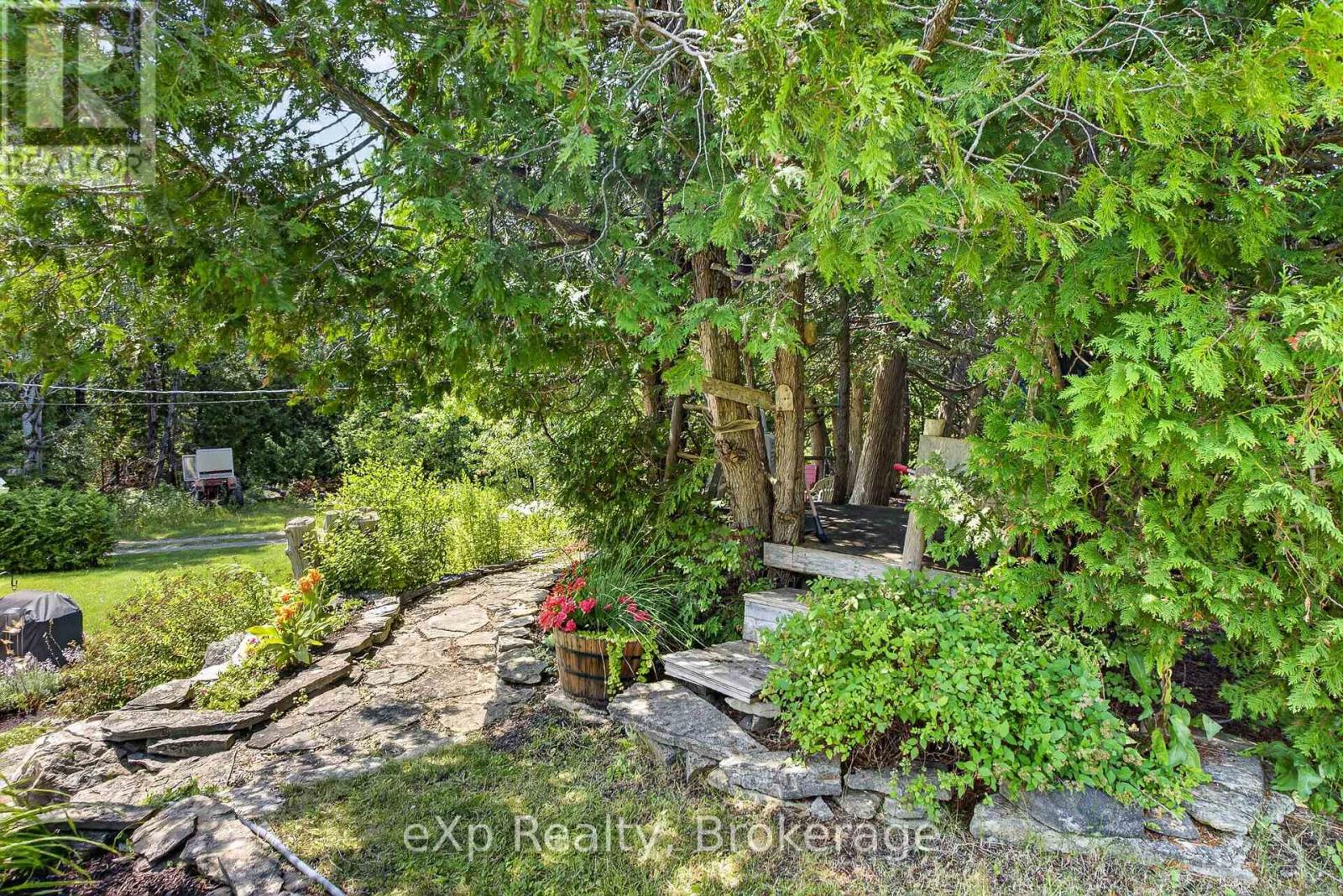 284 LEASK BAY SHORES MANITOWANING LANE W - Image 31
