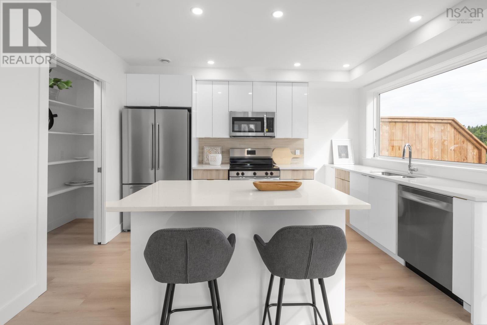 52 Berm Street - 14