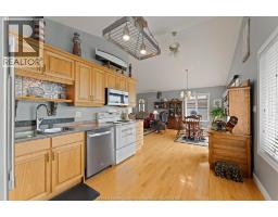 Foyer - 476 Dalhousie Street, Amherstburg, ON N9V1X3 Photo 15
