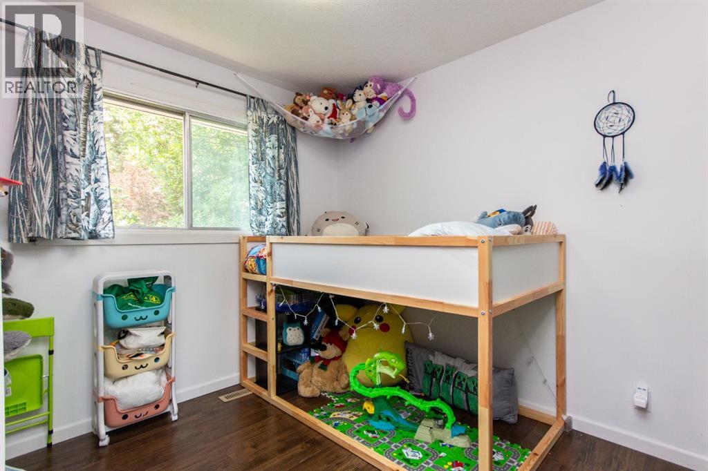 6308 61 Avenue - Photo 10