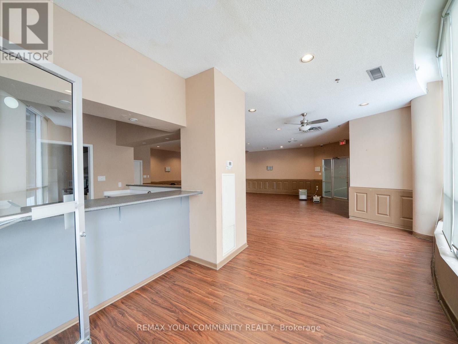 #1609 1470 MIDLAND AVENUE - 16