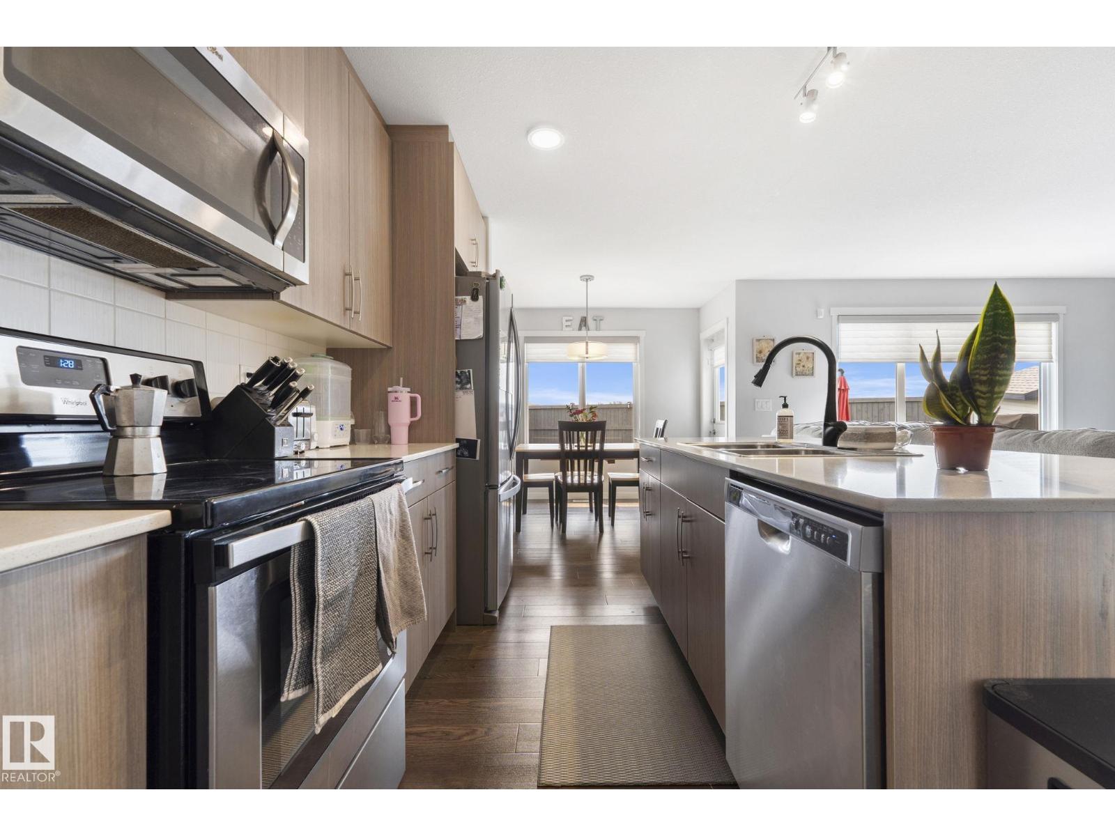 17308 49 ST NW - 14