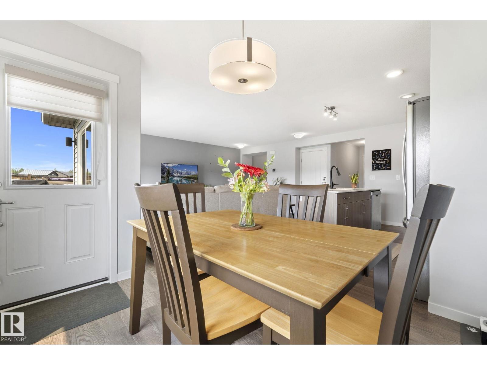 17308 49 ST NW - 18