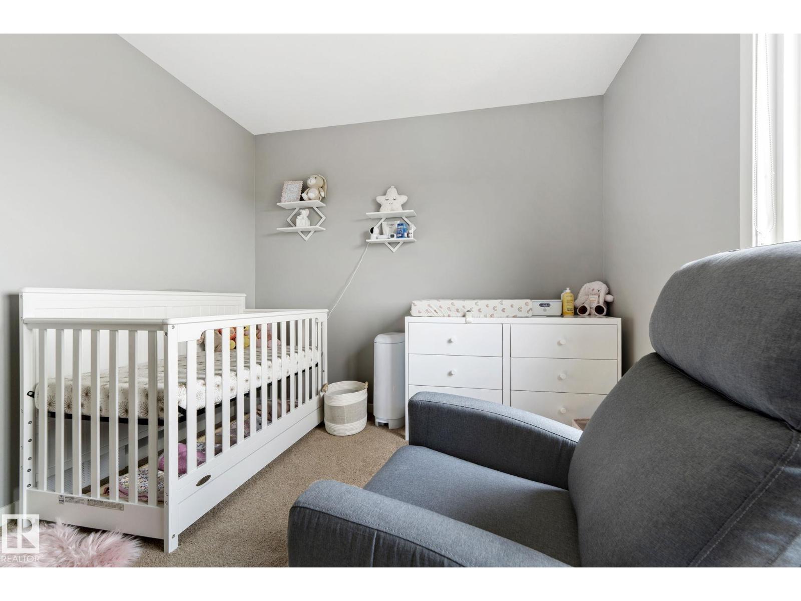 17308 49 Street NW - Photo 29