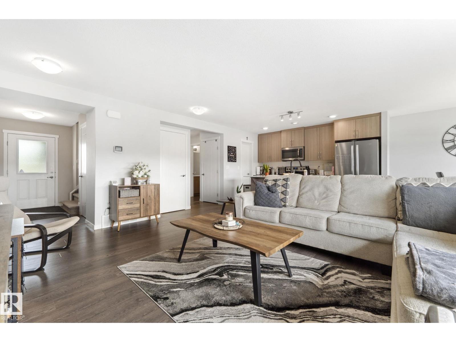 17308 49 Street NW - Photo 8