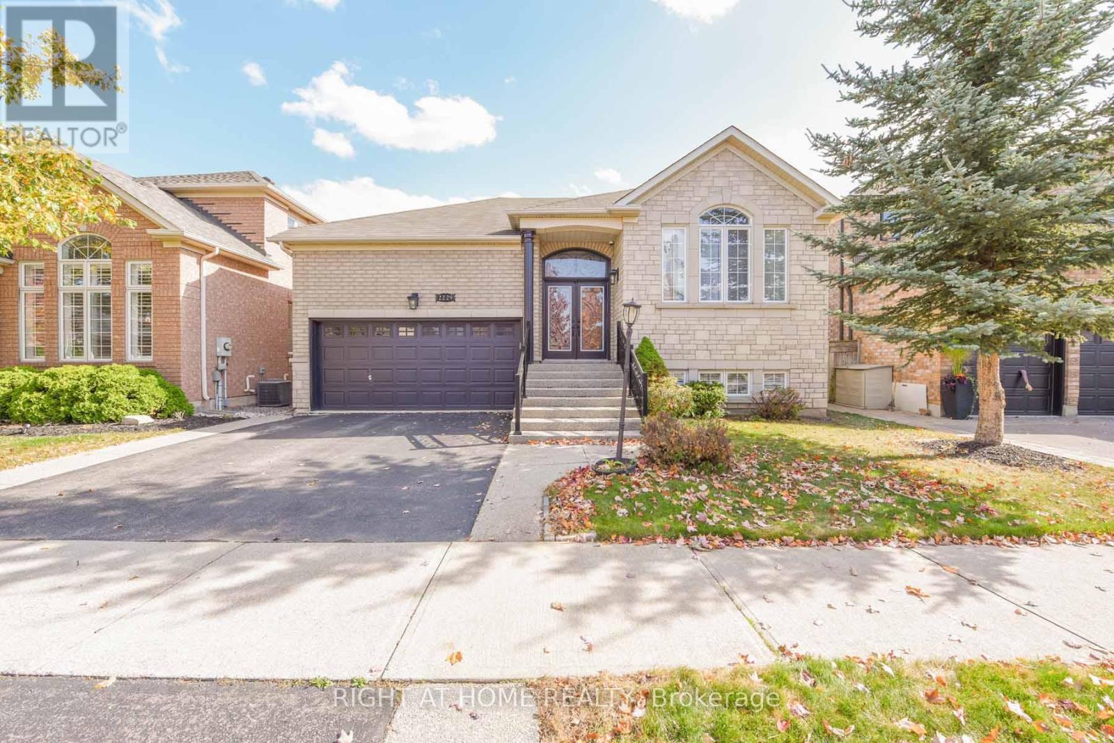 Photo of 2229 GLAZEBROOK Circle
