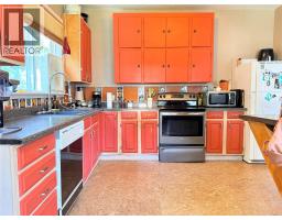 7727 Riverside Drive, Grand Forks, BC V0H1H0 Photo 10