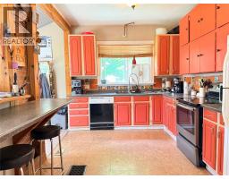 7727 Riverside Drive, Grand Forks, BC V0H1H0 Photo 11