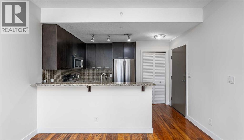 333 22 Avenue Southwest - Photo 5