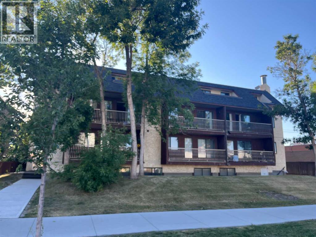 301, 1113 37 Street SW, Rosscarrock, Calgary photo 1