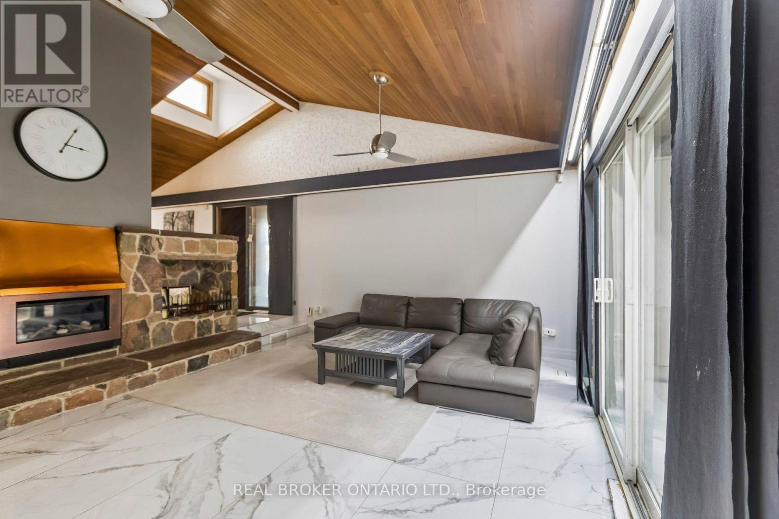 3 CHICOPEE TERRACE - 15
