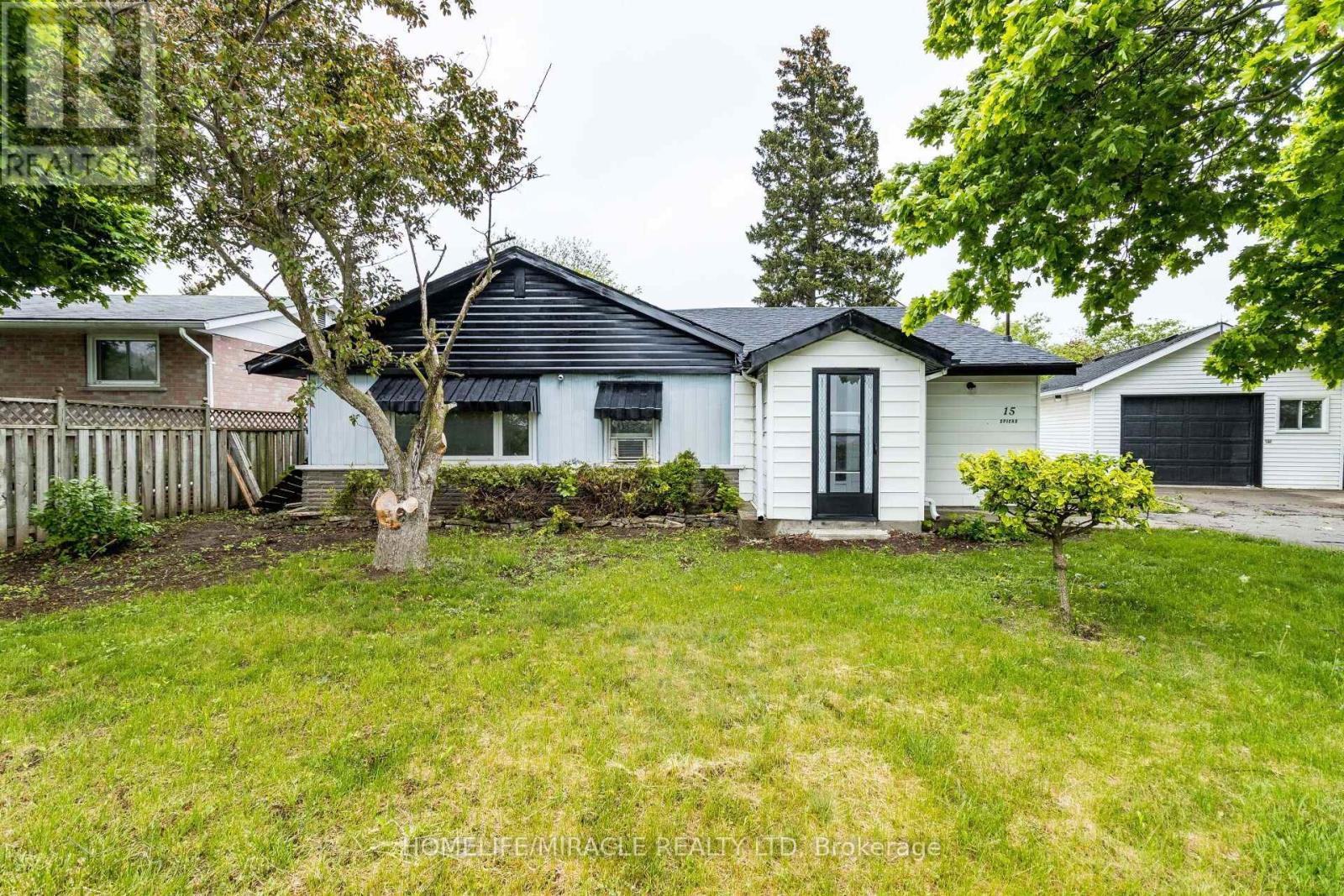 15 SPIERS CRESCENT - 1