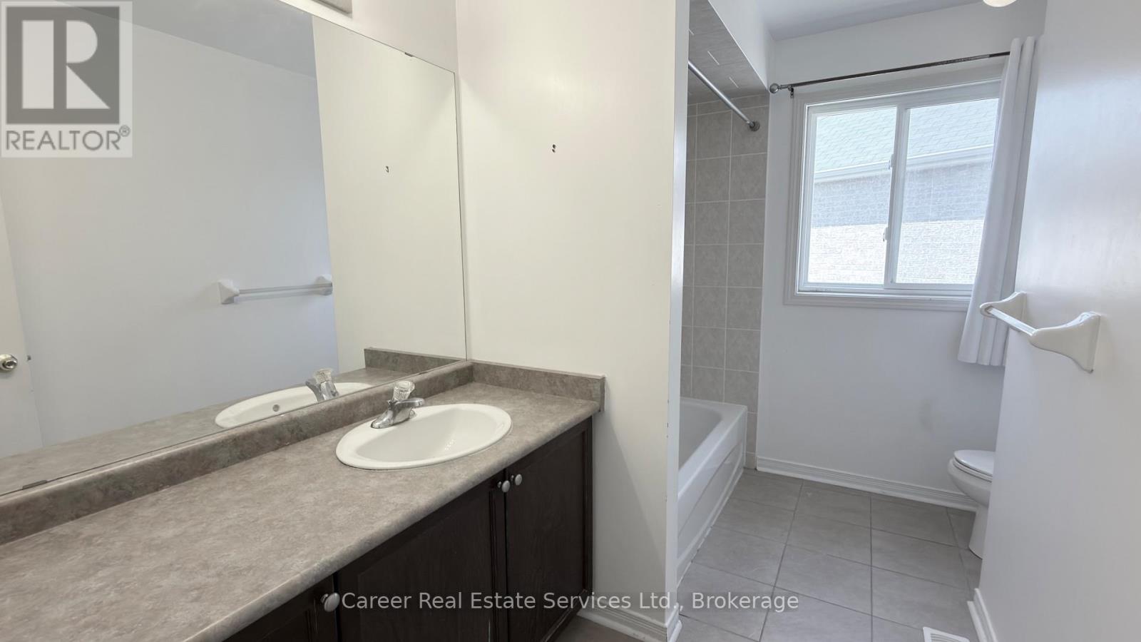 12 CRAGG CRESCENT - Image 18