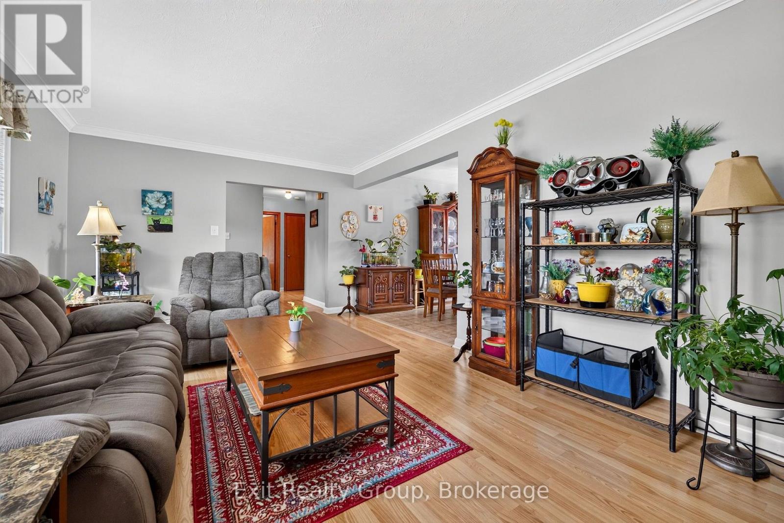 41 SECOND AVENUE - Image 12