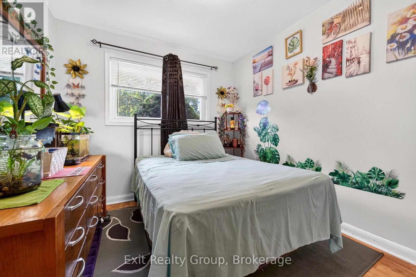 41 SECOND AVENUE - 22