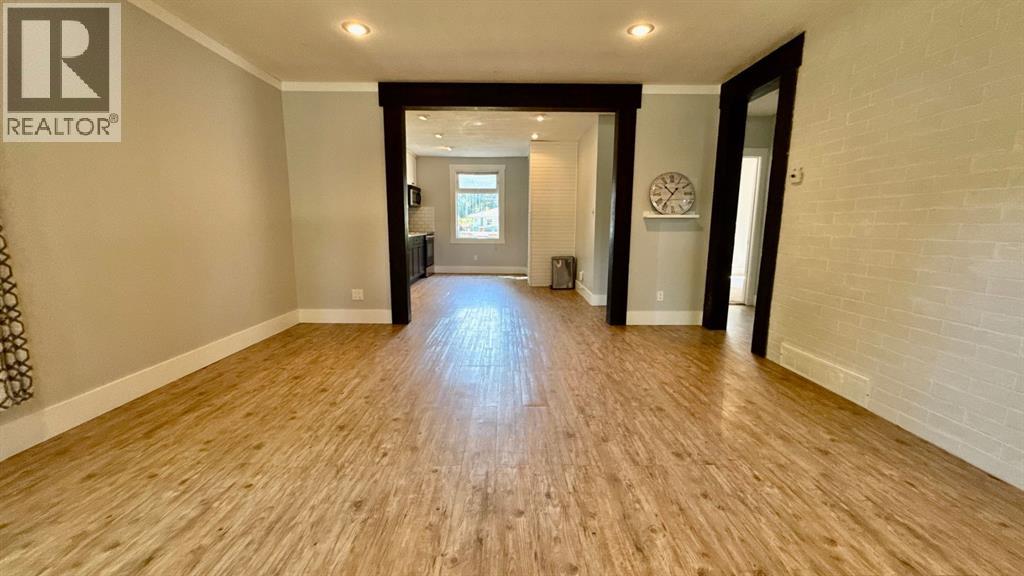 1408 12 Avenue South
