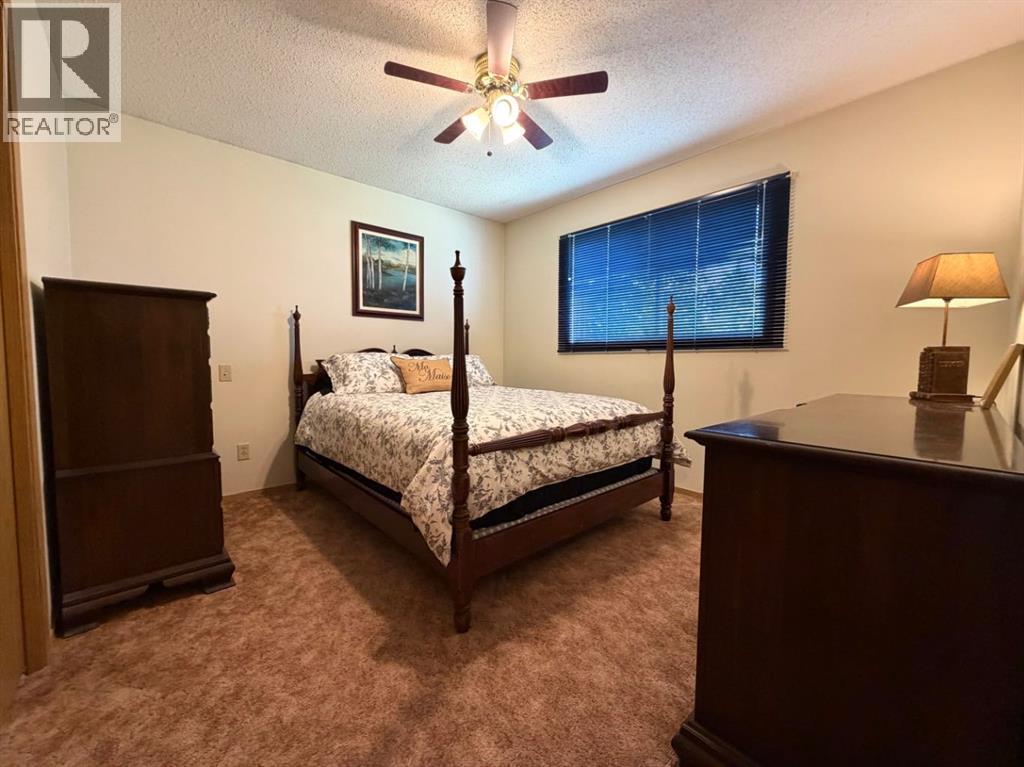 530 20 Street - Photo 10