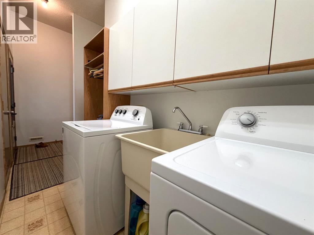 530 20 Street - Photo 17