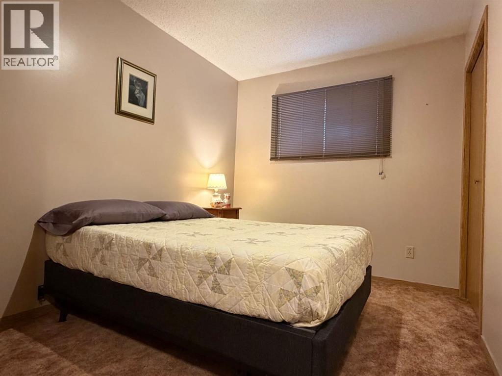 530 20 Street - Photo 11