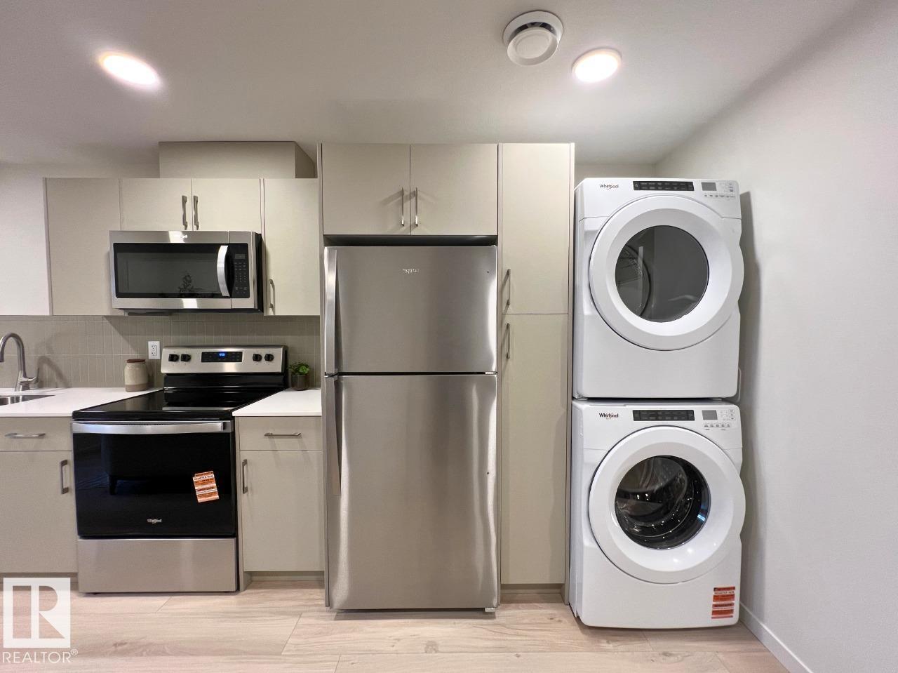 304 32 ST SW - 27