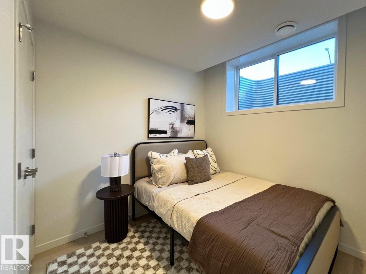 304 32 ST SW - 29