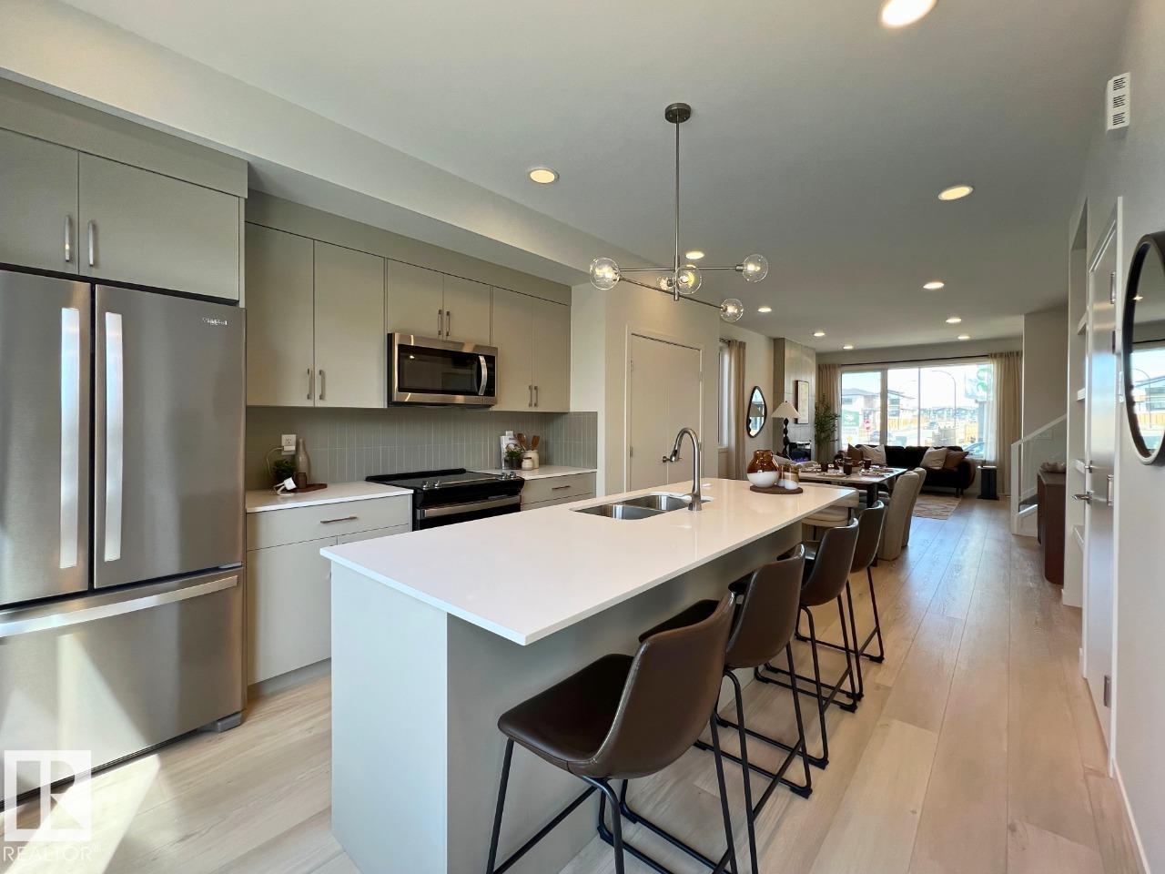304 32 Street SW - Photo 8