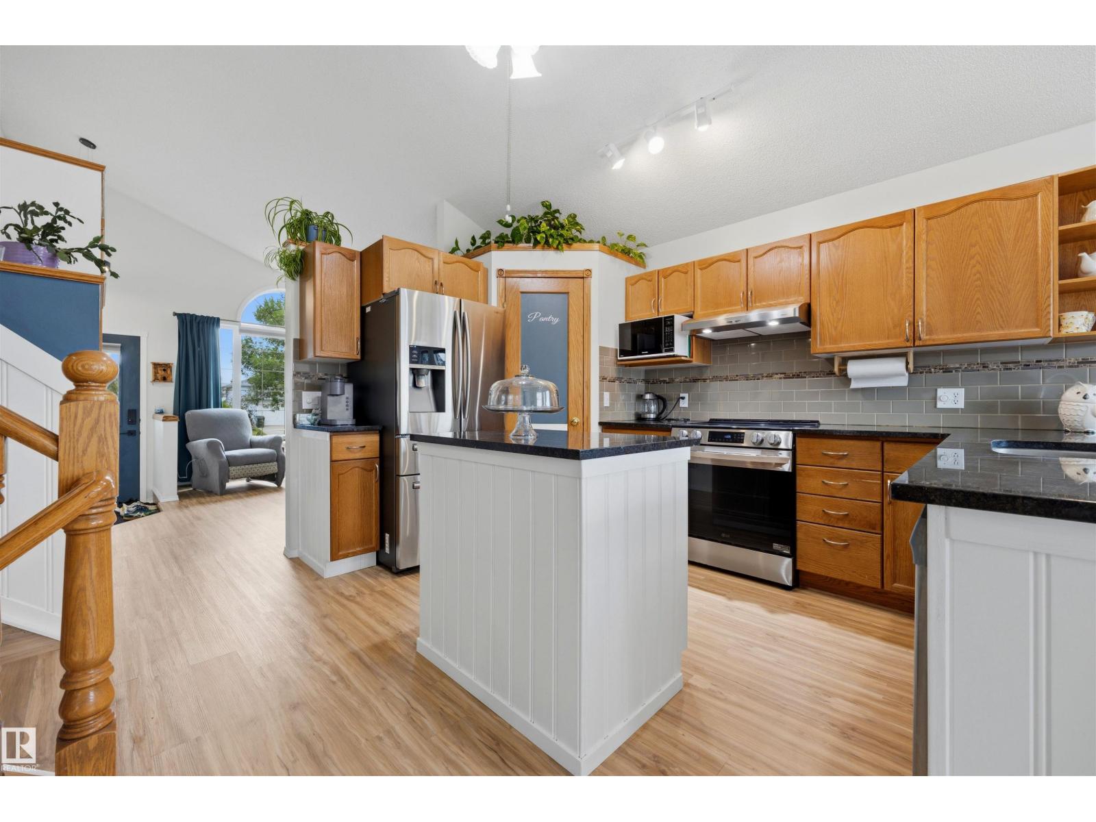 313 DAVENPORT Drive - Photo 7
