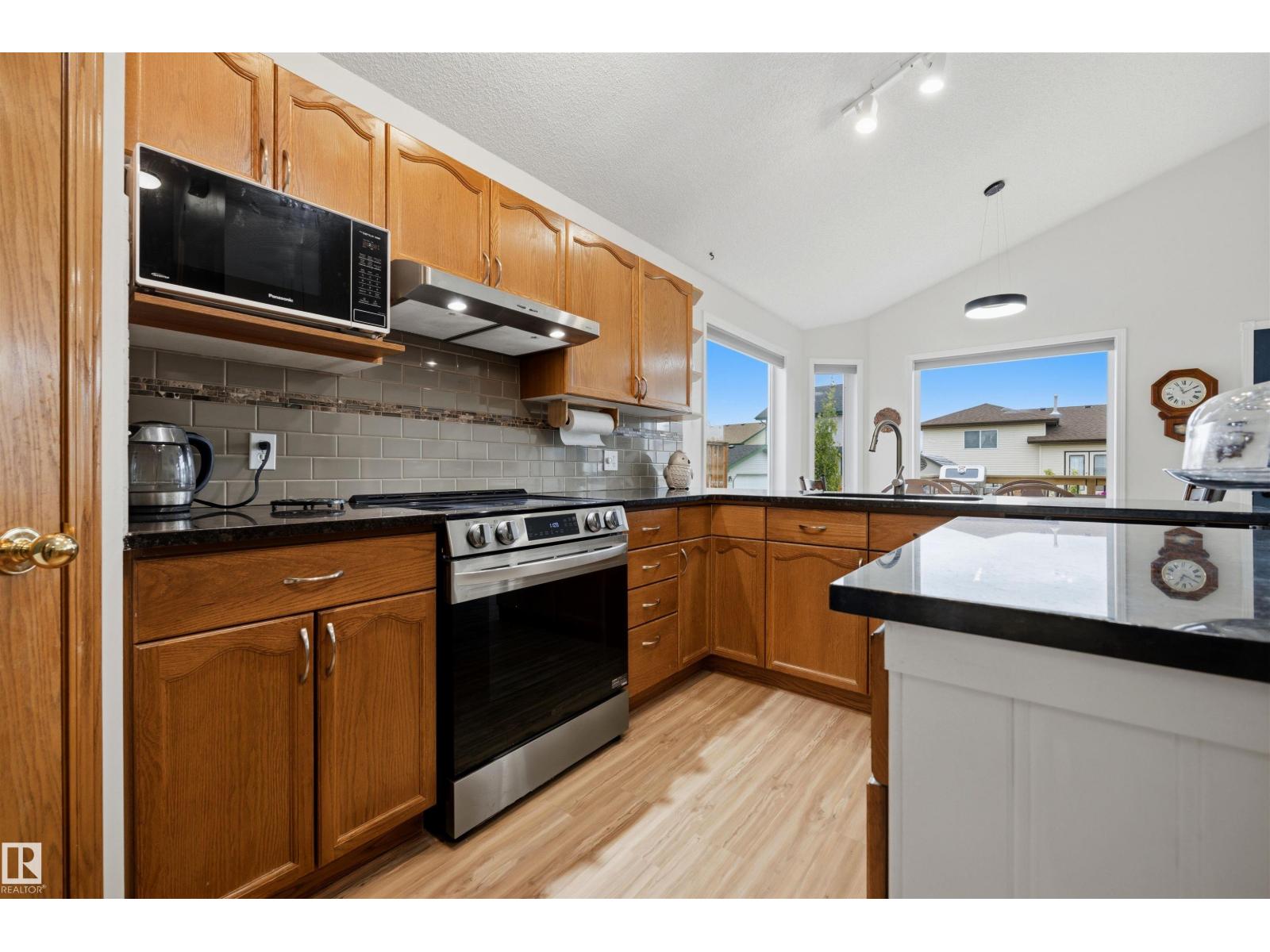 313 DAVENPORT Drive - Photo 8