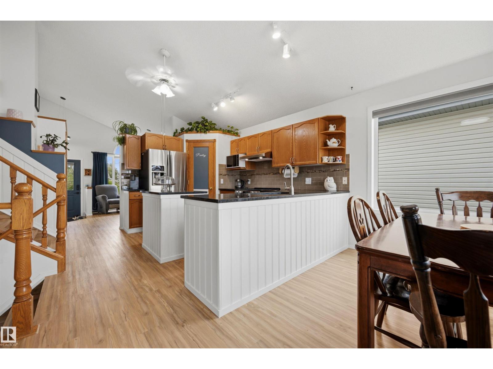 313 DAVENPORT DR - 10