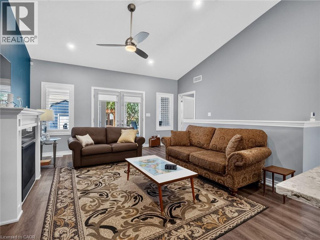 285 SOUTH PELHAM Road - Image 19