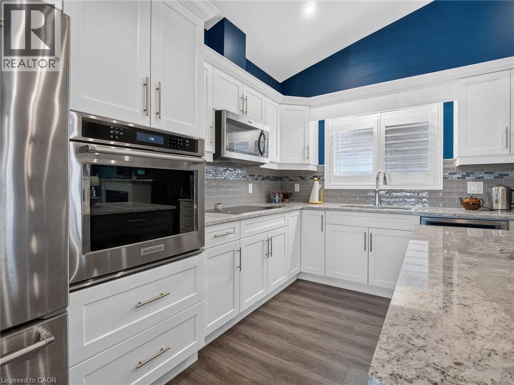 285 SOUTH PELHAM Road - Image 16