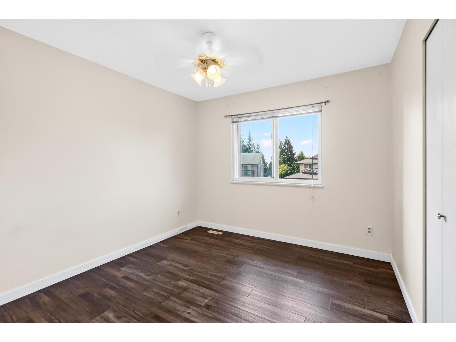 33383 WHIDDEN AVENUE, Mission
