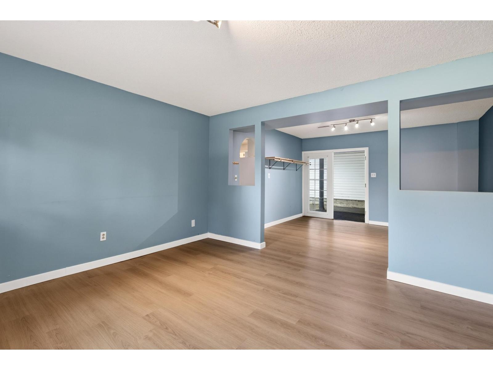 33383 WHIDDEN AVENUE, Mission