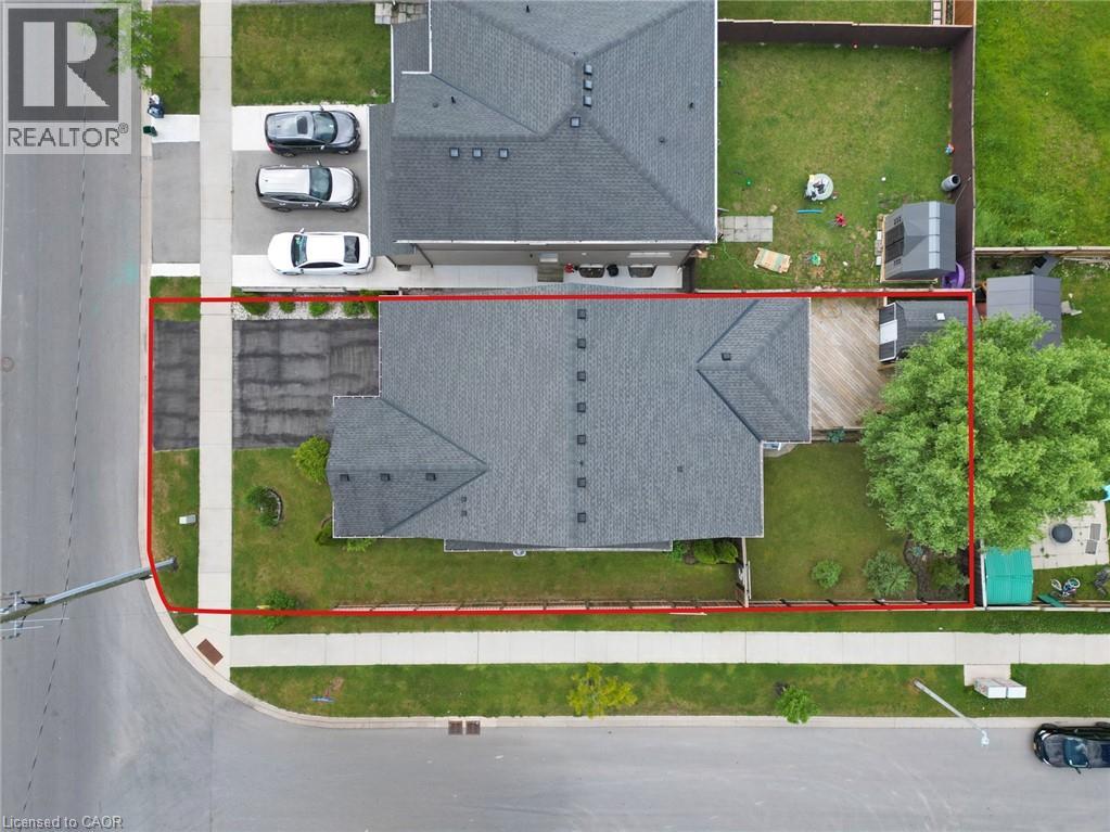 285 SOUTH PELHAM Road - Image 40