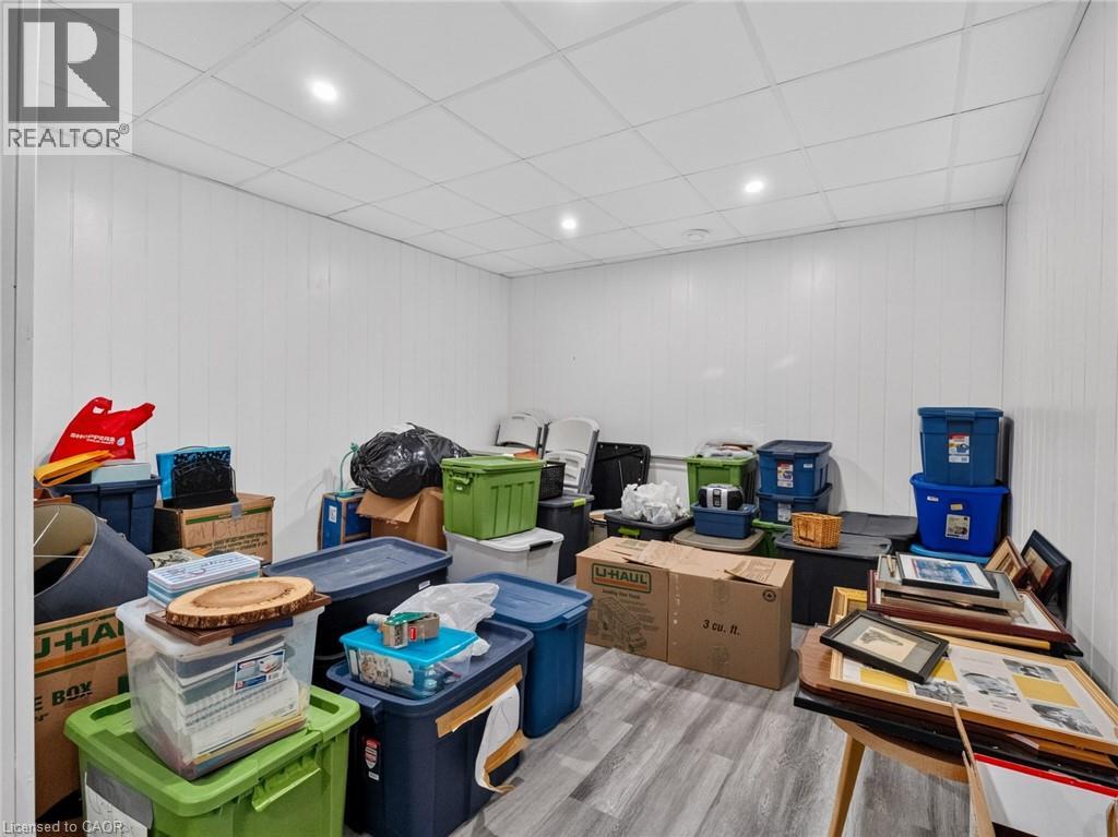 285 SOUTH PELHAM Road - Image 27