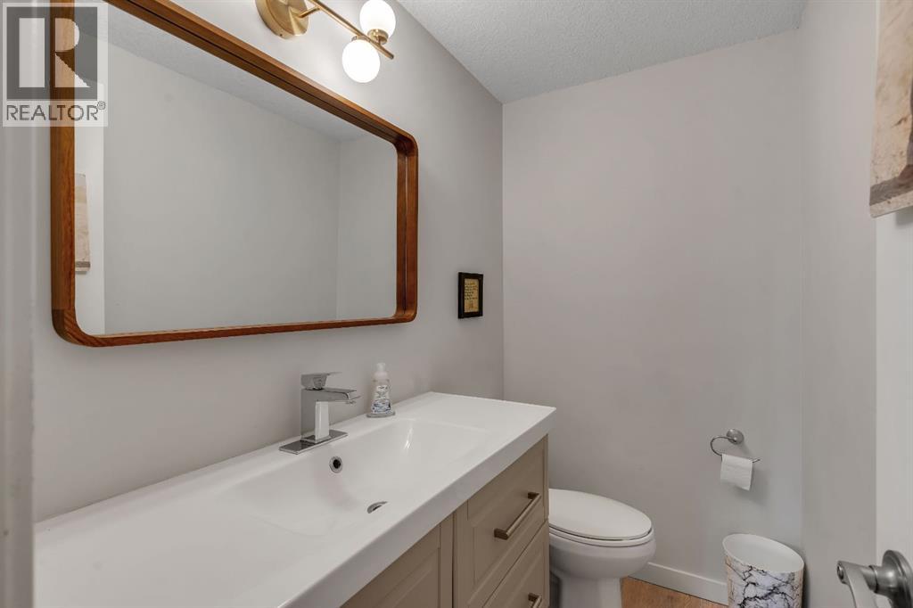 431 37 Street SW - Image 17