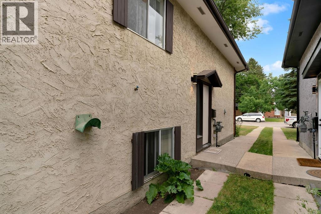 431 37 Street SW - Image 33