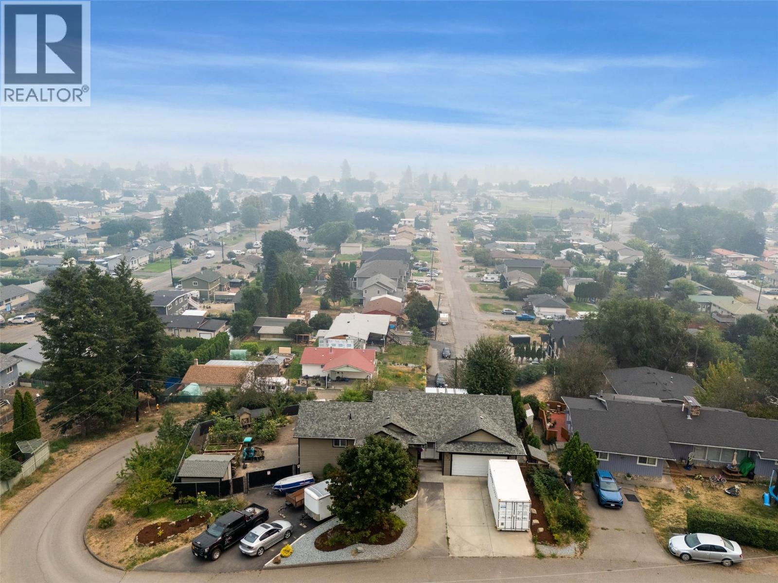 895A GEORGEANN Road - 51