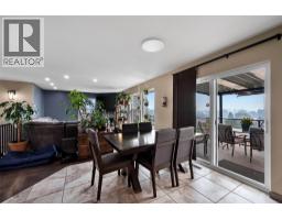 Living room - 895a Georgeann Road, Kamloops, BC V2B6H9 Photo 10