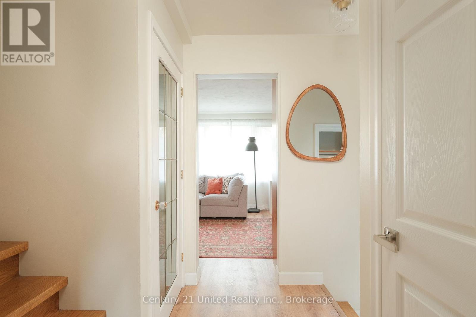 922 WEBBER AVENUE - 3