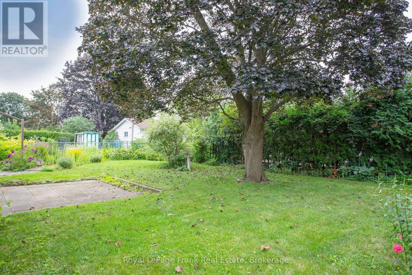 407 GLENCASTLE AVENUE - Image 28