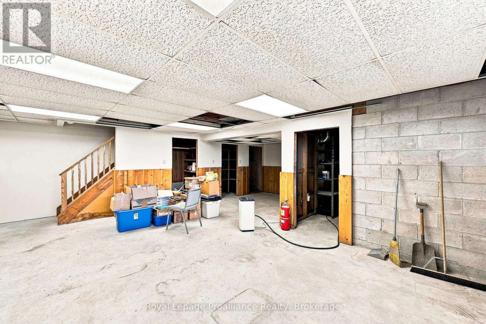 499 MCMASTER ROAD - Image 37