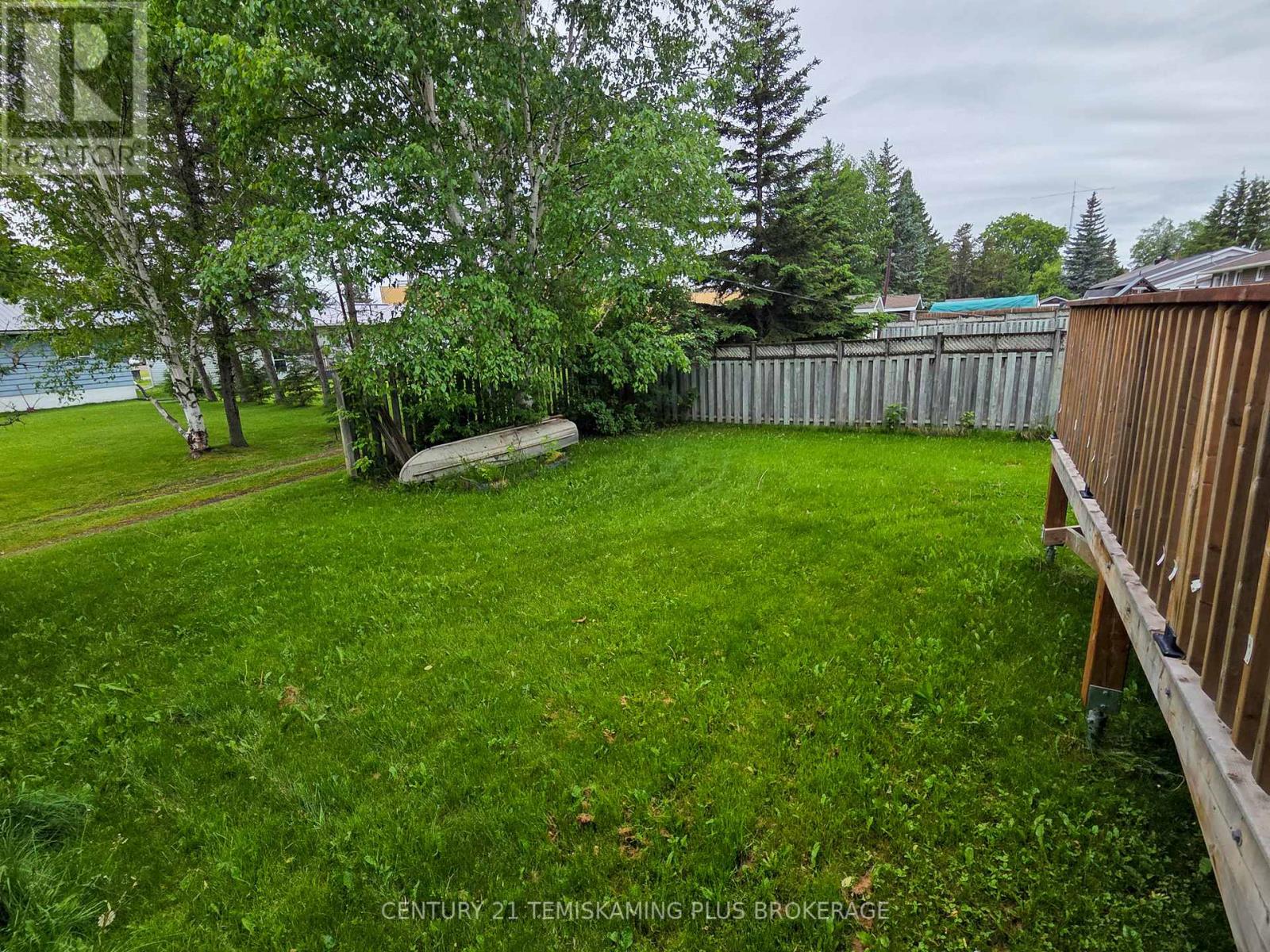 126 FOURTH AVENUE - 34