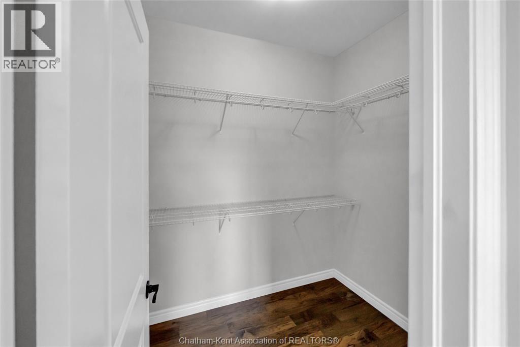15 Sienna COURT - Image 24