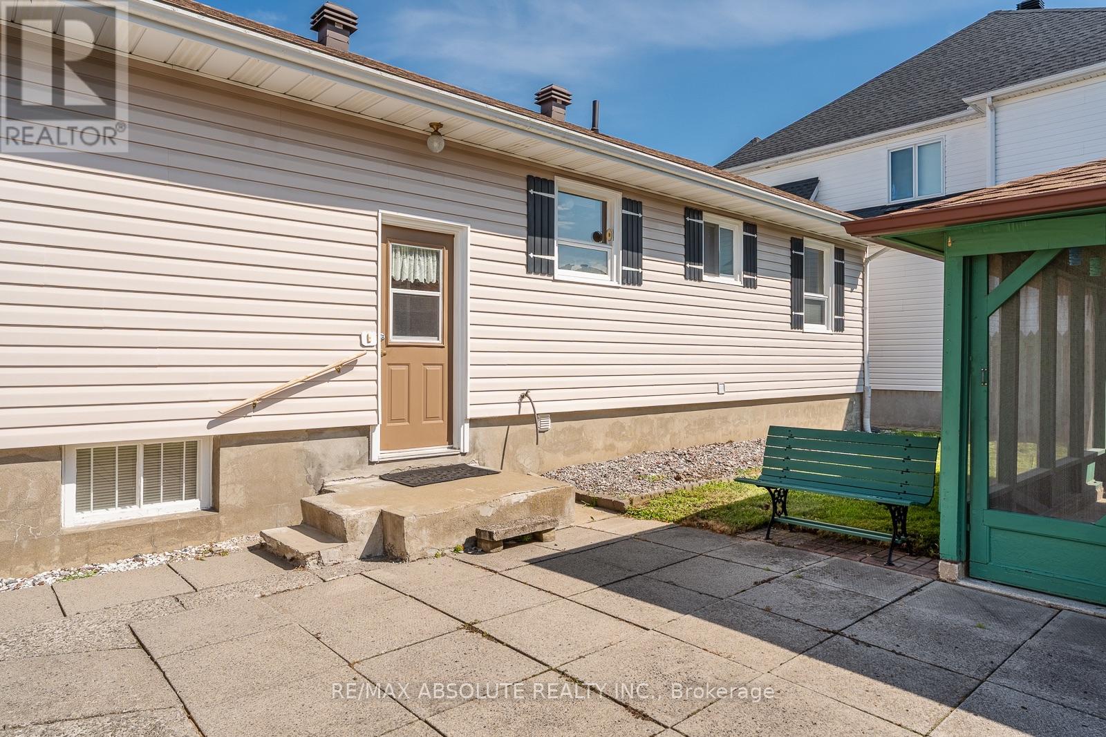 3 Bed, 2 Bath House for Sale in Ottawa – 1880 KINGSDALE AVENUE, Ottawa – MLS# X13667722 - Image 32